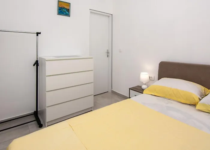 Cupic 2 By Interhome *